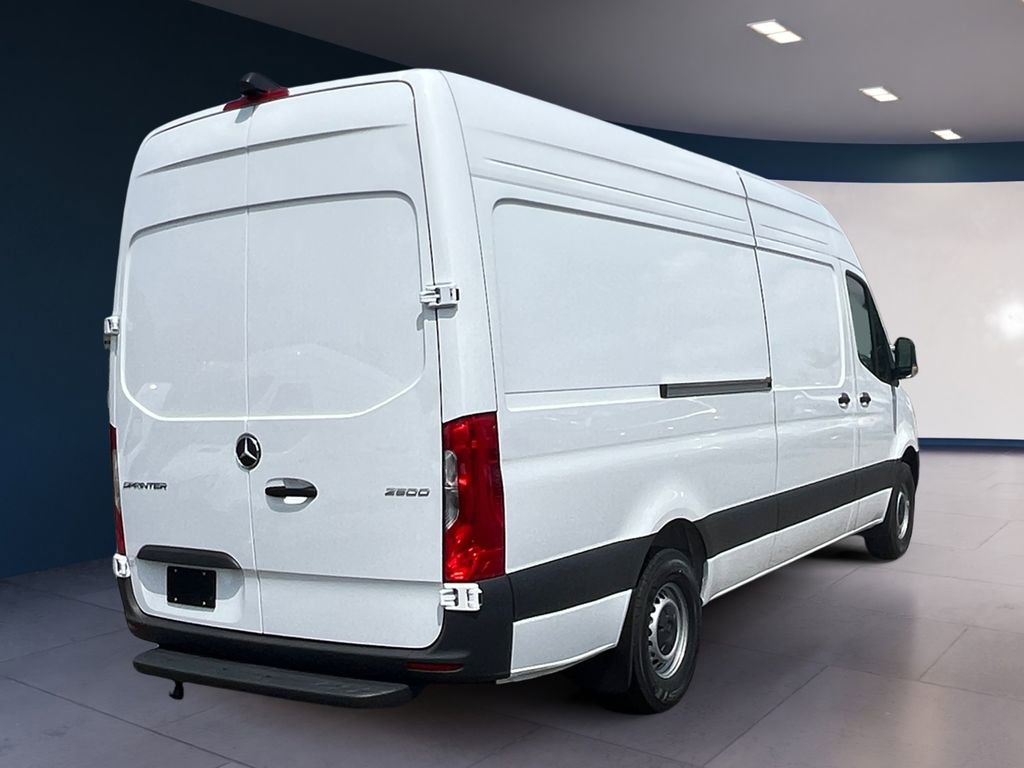 New 2025 Mercedes-Benz Sprinter 2500 image 4