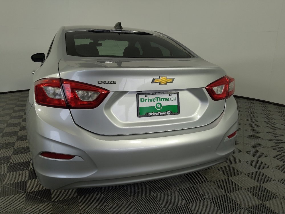 Used 2018 Chevrolet Cruze LS FWD image 6