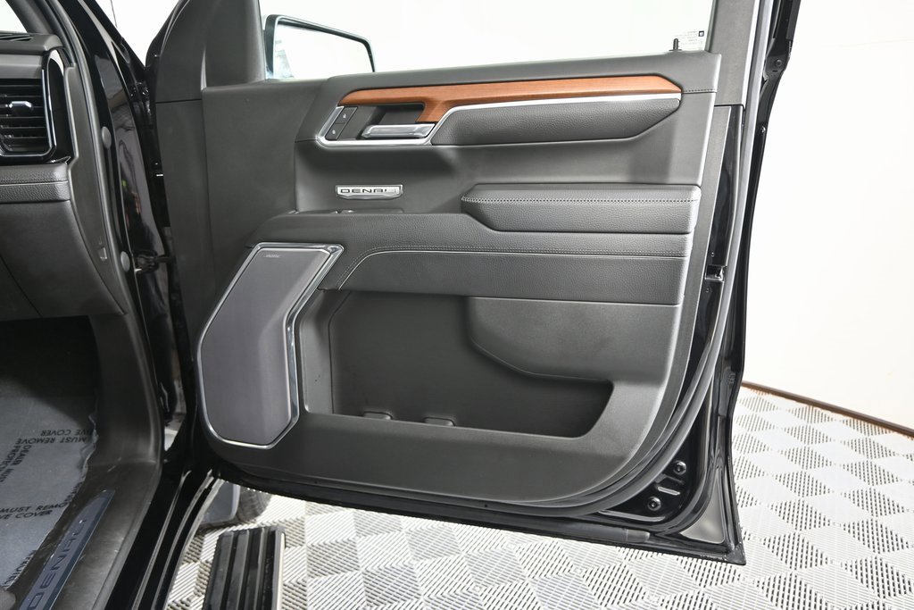 Used 2023 GMC Sierra 1500 Denali w/ Denali Reserve Package image 13