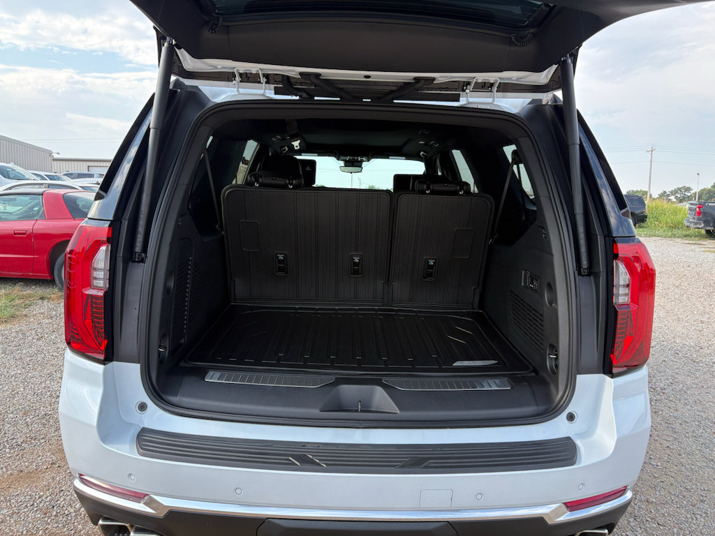 New 2026 GMC Yukon XL Denali w/ Denali Reserve Package AWD/4WD image 27