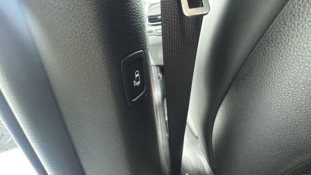 New 2026 Kia Carnival EX image 15