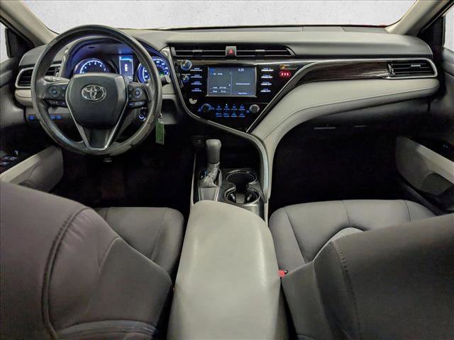 Used 2018 Toyota Camry LE image 17