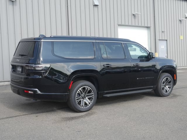 New 2026 Jeep Grand Wagoneer L 4WD w/ Premium Group I image 15
