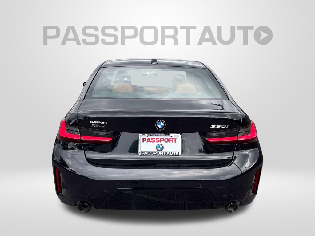 New 2026 BMW 330i xDrive Sedan w/ M Sport Package AWD/4WD image 5