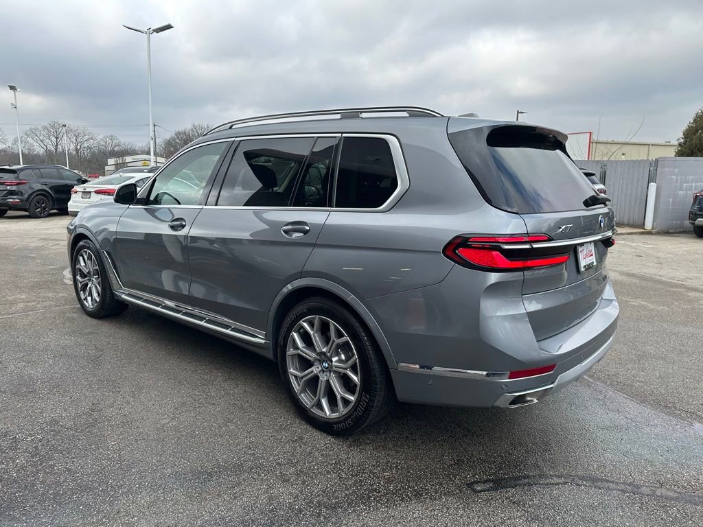 Used 2024 BMW X7 xDrive40i image 6