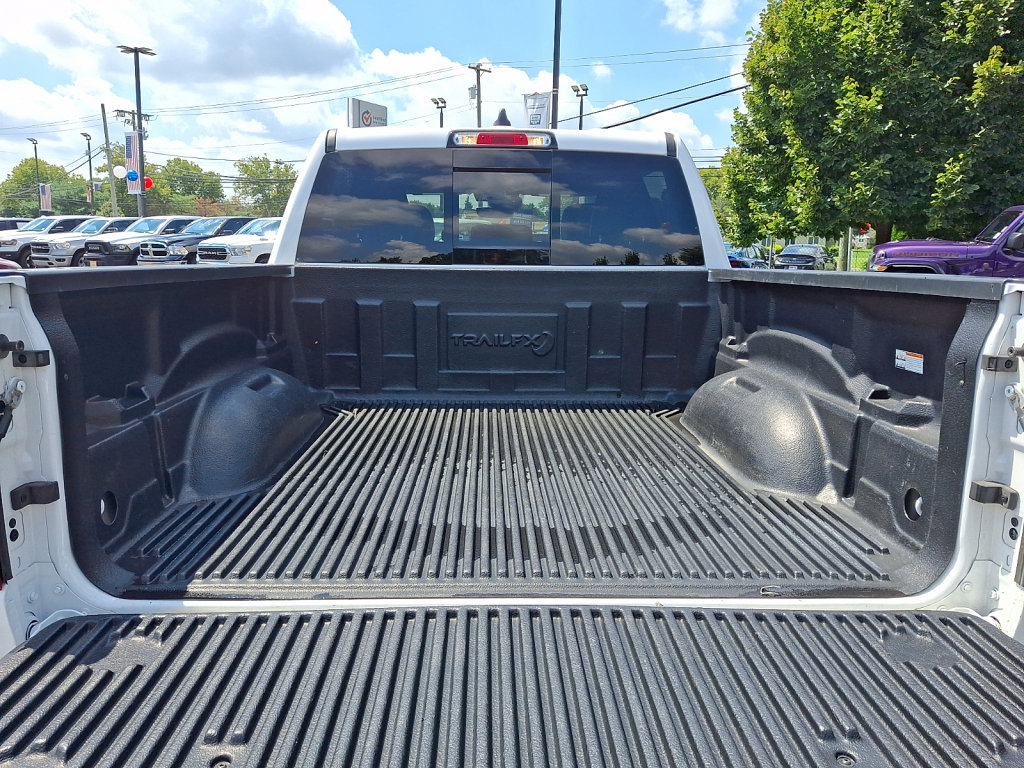 Used 2025 RAM 1500 Laramie AWD/4WD image 18