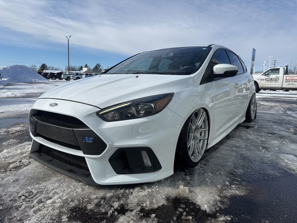 Used 2017 Ford Focus RS AWD/4WD image 9