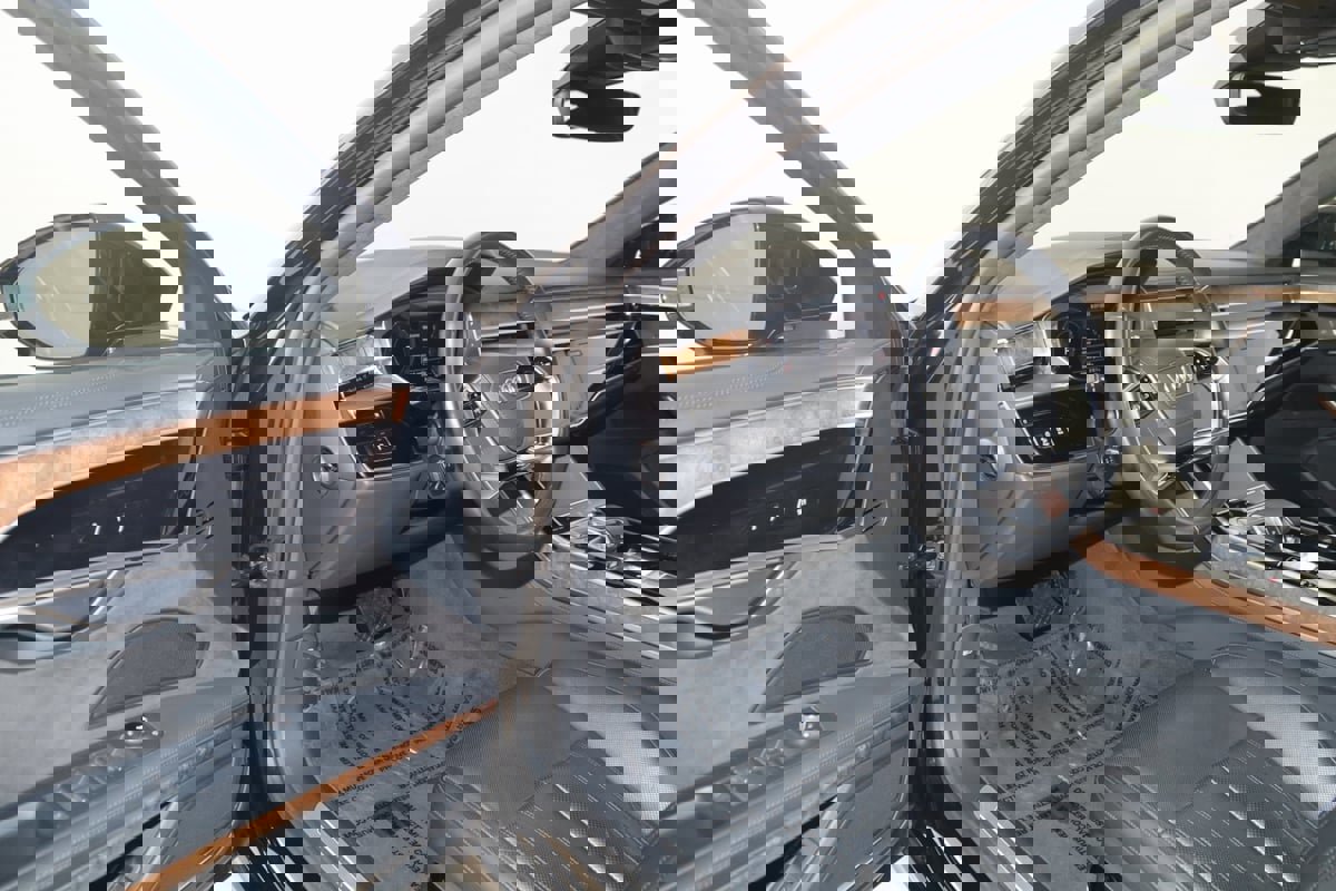 Used 2020 Audi A8 L 4.0T w/ Sport Plus Package image 58