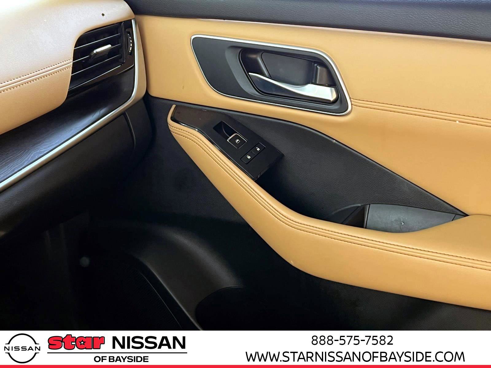 Used 2023 Nissan Rogue Platinum w/ Platinum Premium Package AWD/4WD image 34