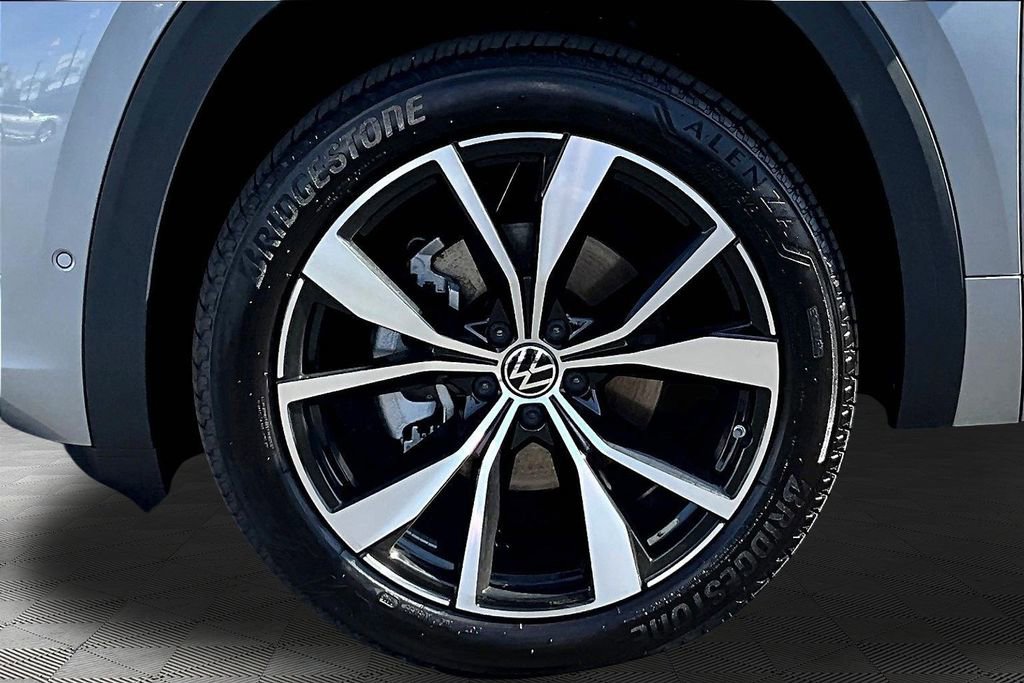 New 2026 Volkswagen Atlas SEL Premium R-Line image 31