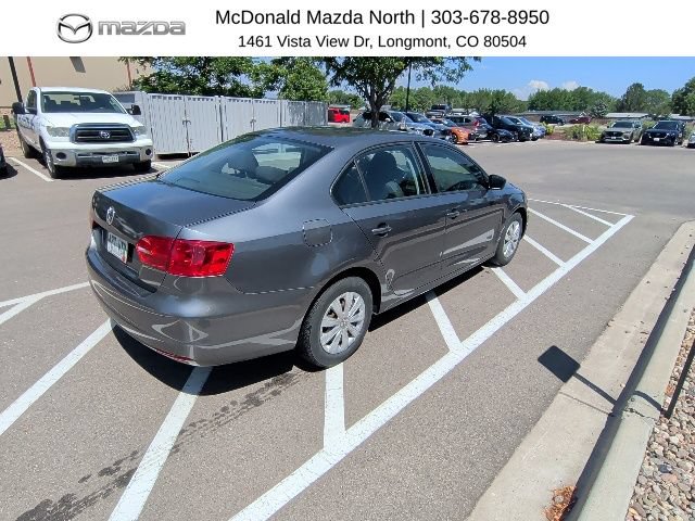 Used 2011 Volkswagen Jetta S FWD image 3