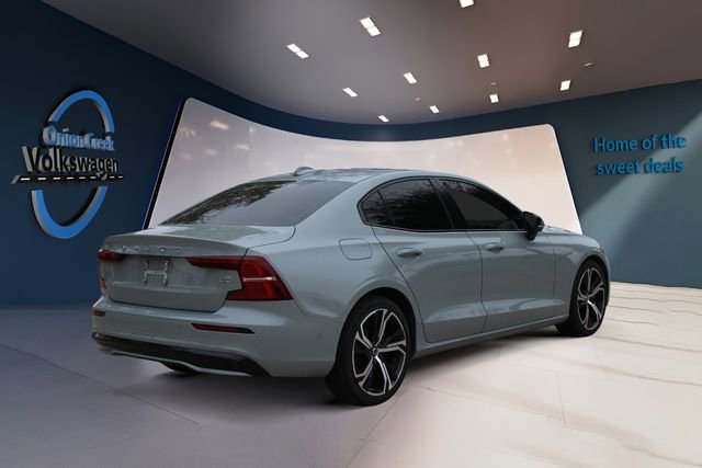 Used 2024 Volvo S60 B5 Plus image 5