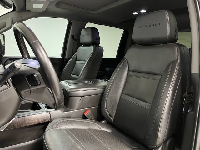 Used 2022 GMC Sierra 3500 Denali w/ Denali Ultimate Package AWD/4WD image 22