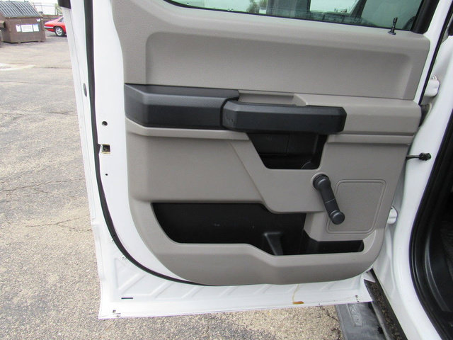 Used 2017 Ford F550 2WD Crew Cab Super Duty image 33