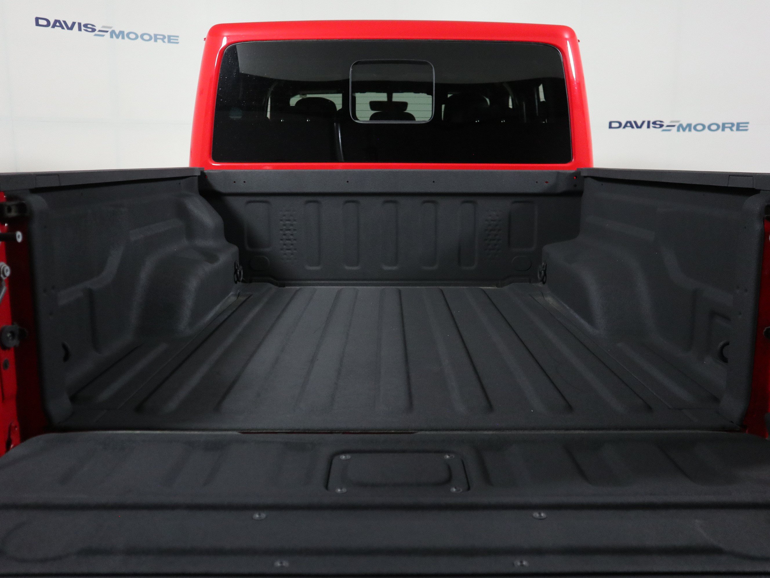 Used 2021 Jeep Gladiator Rubicon AWD/4WD image 8