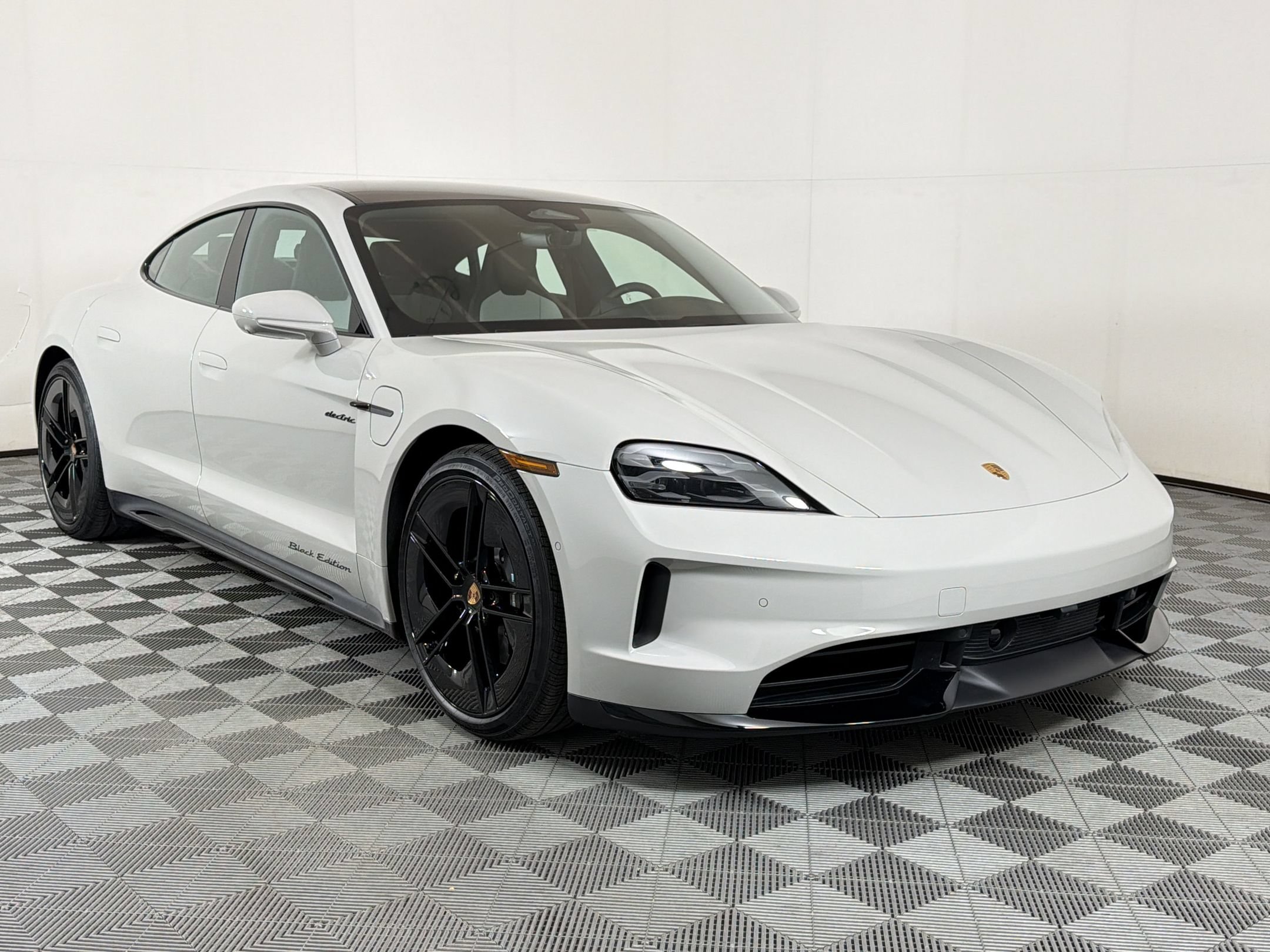 New 2026 Porsche Taycan AWD/4WD image 8