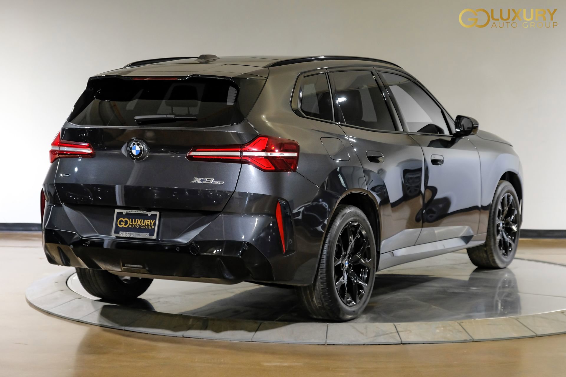 Used 2025 BMW X3 xDrive30 AWD/4WD image 10