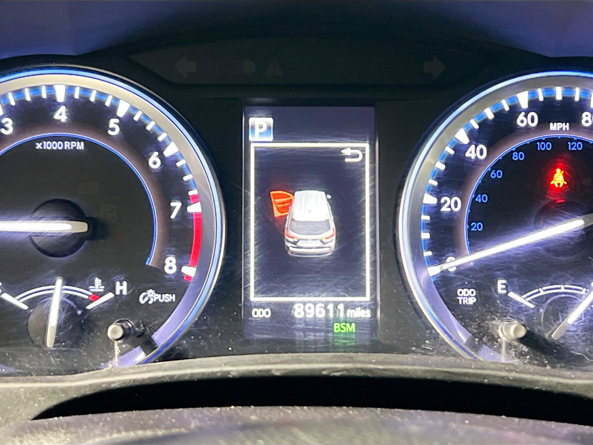 Used 2019 Toyota Highlander XLE image 23