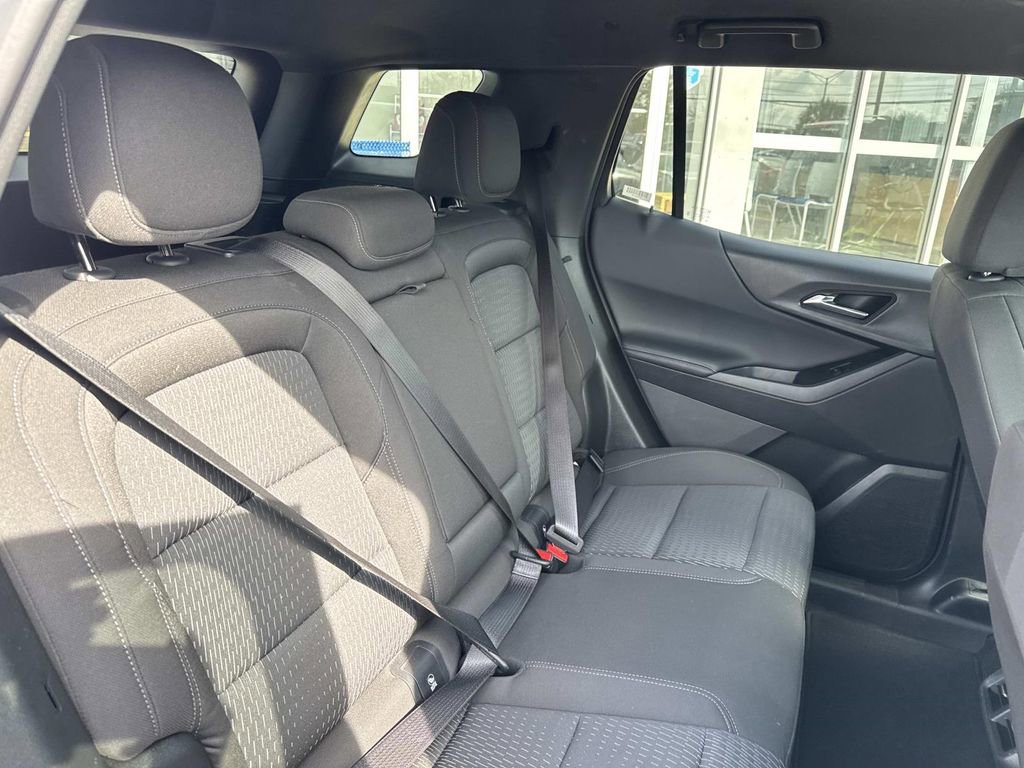 Certified 2025 Chevrolet Equinox LT image 10