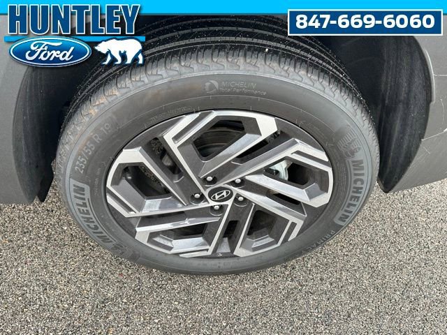 Used 2025 Hyundai Tucson Limited AWD/4WD image 8
