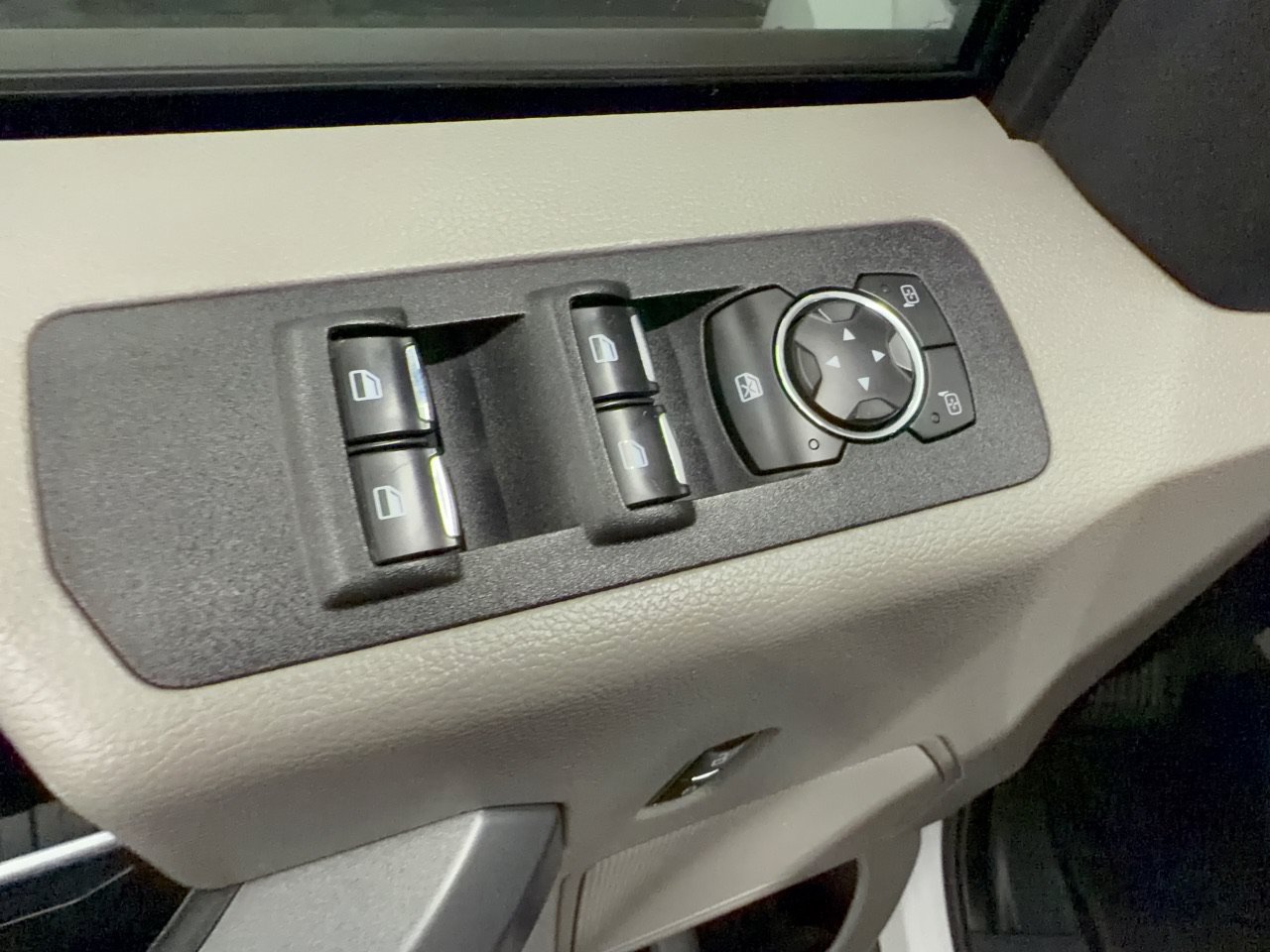 Used 2018 Ford F150 XLT w/ XTR Package AWD/4WD image 15