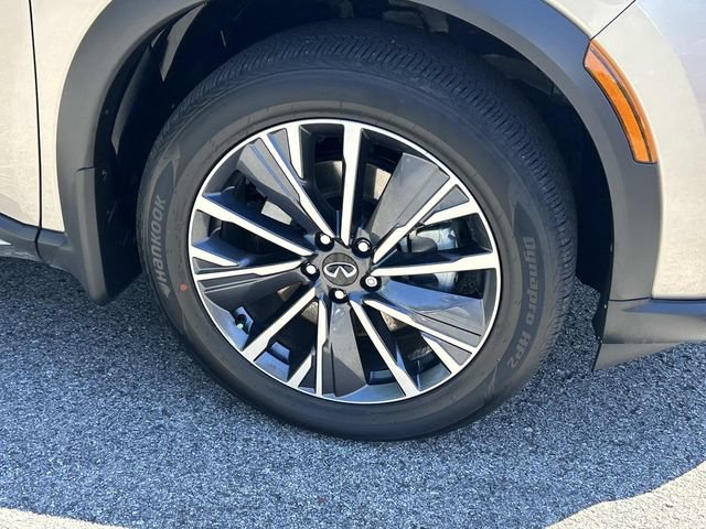 Certified 2026 INFINITI QX60 Luxe w/ Cargo Package AWD/4WD image 9