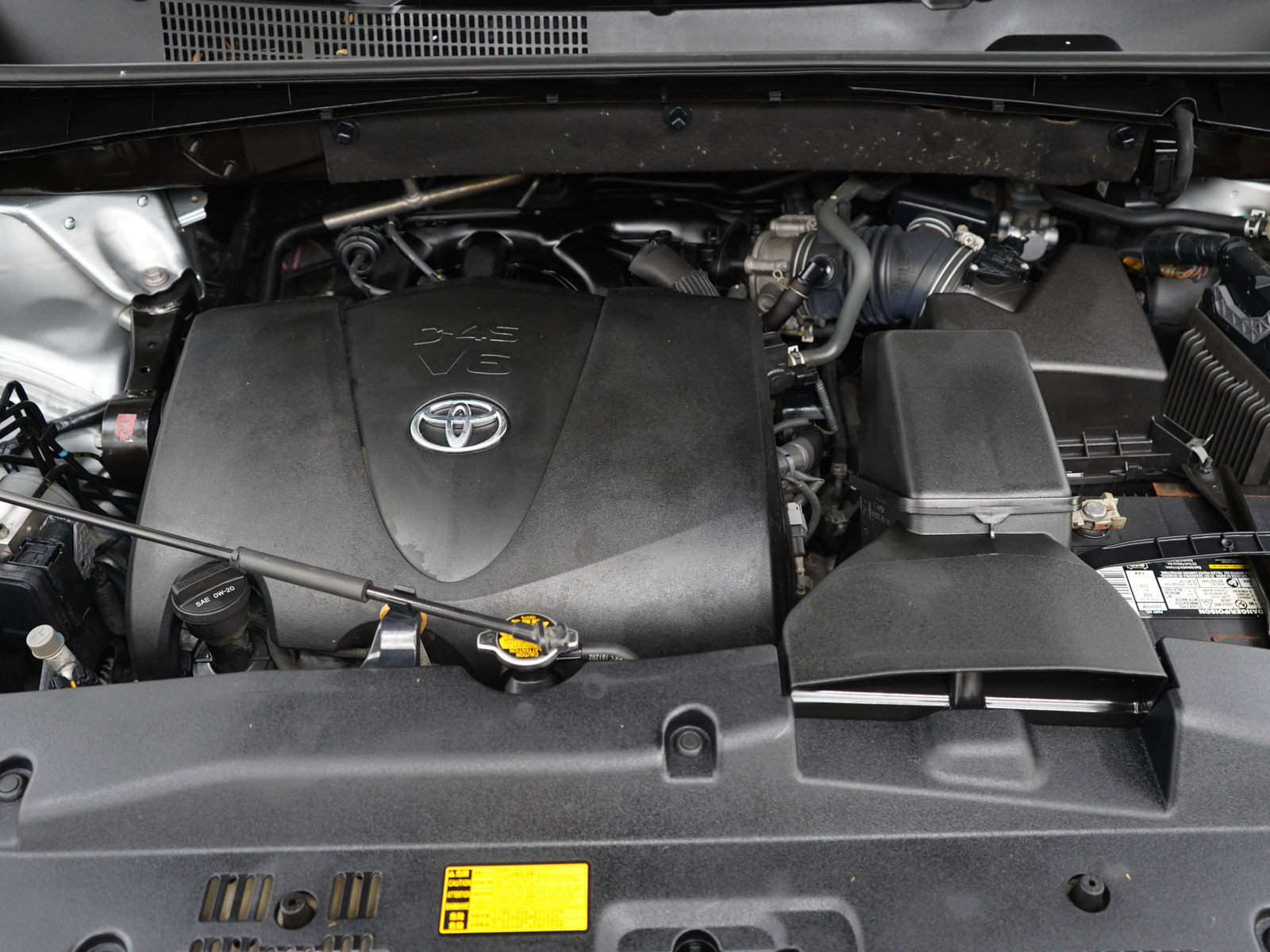 Used 2017 Toyota Highlander LE AWD/4WD image 28