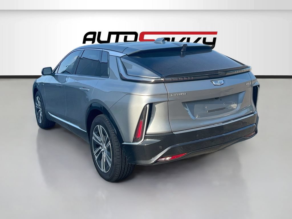 Used 2026 Cadillac Lyriq Luxury RWD image 5