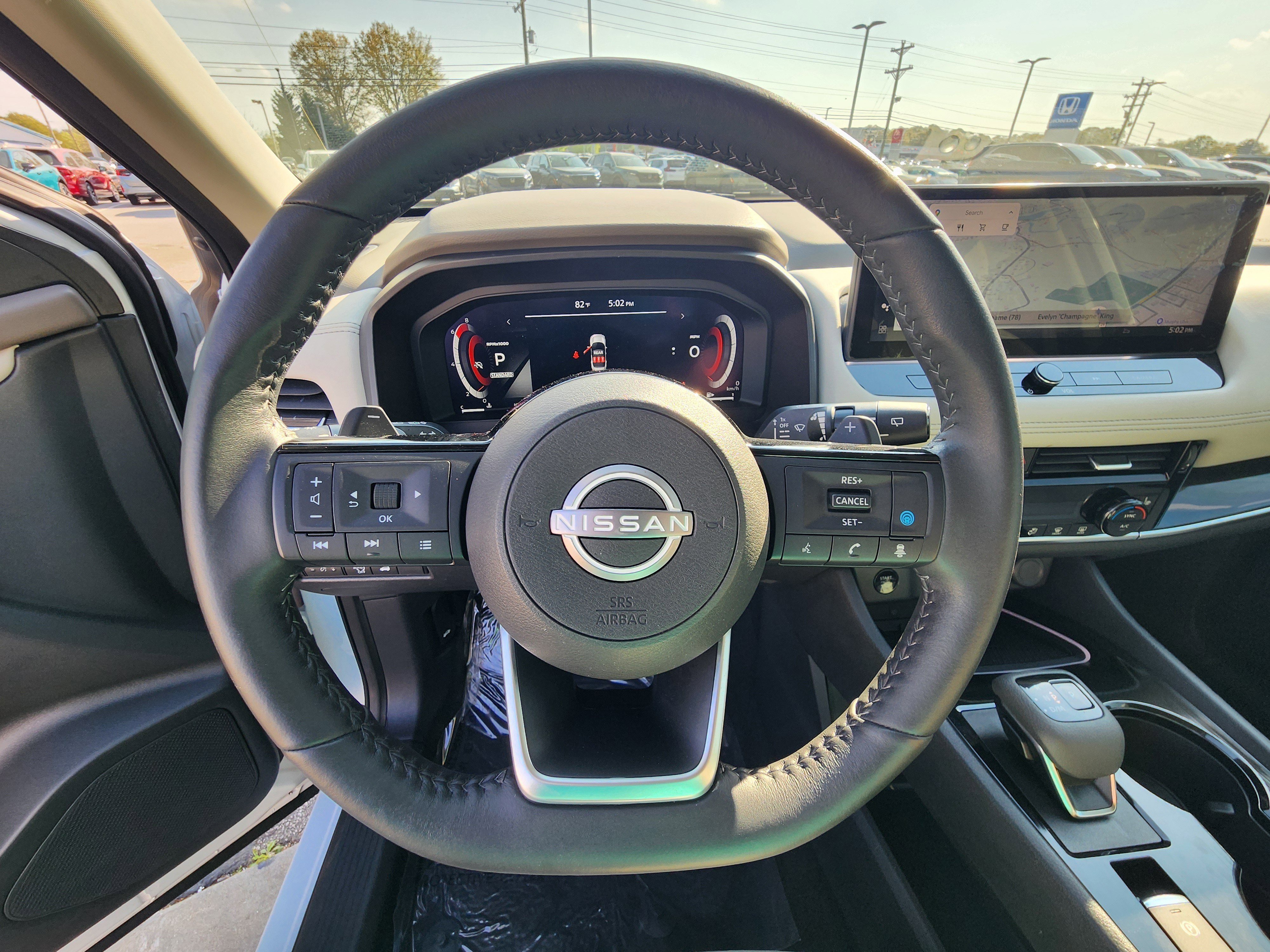 Used 2024 Nissan Rogue SL image 22