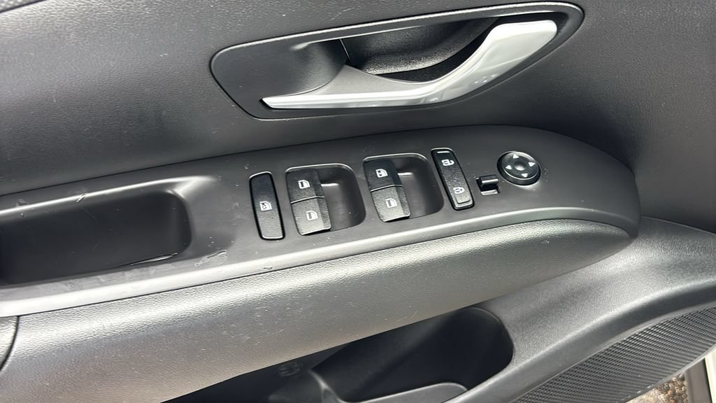 Used 2024 Hyundai Tucson SE AWD/4WD image 12