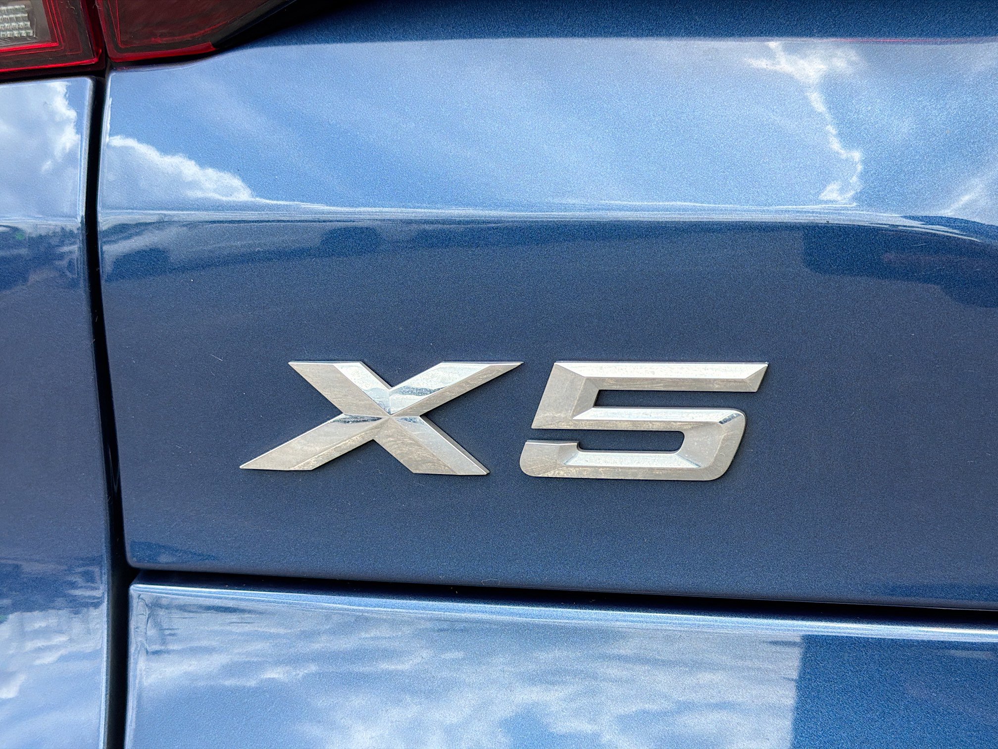 Used 2023 BMW X5 xDrive40i w/ Executive Package image 11