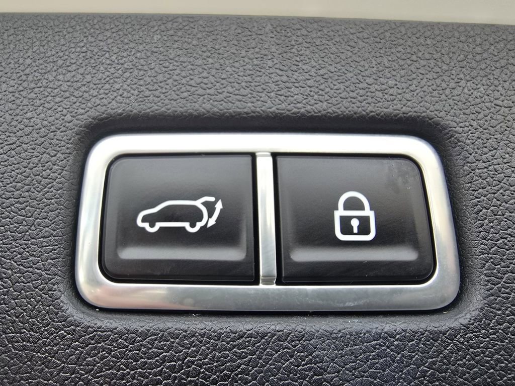 Used 2022 Kia Sorento SX image 20