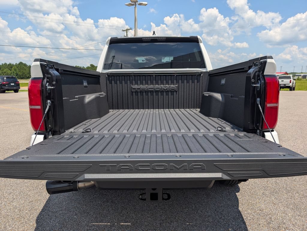 New 2026 Toyota Tacoma SR5 AWD/4WD image 31