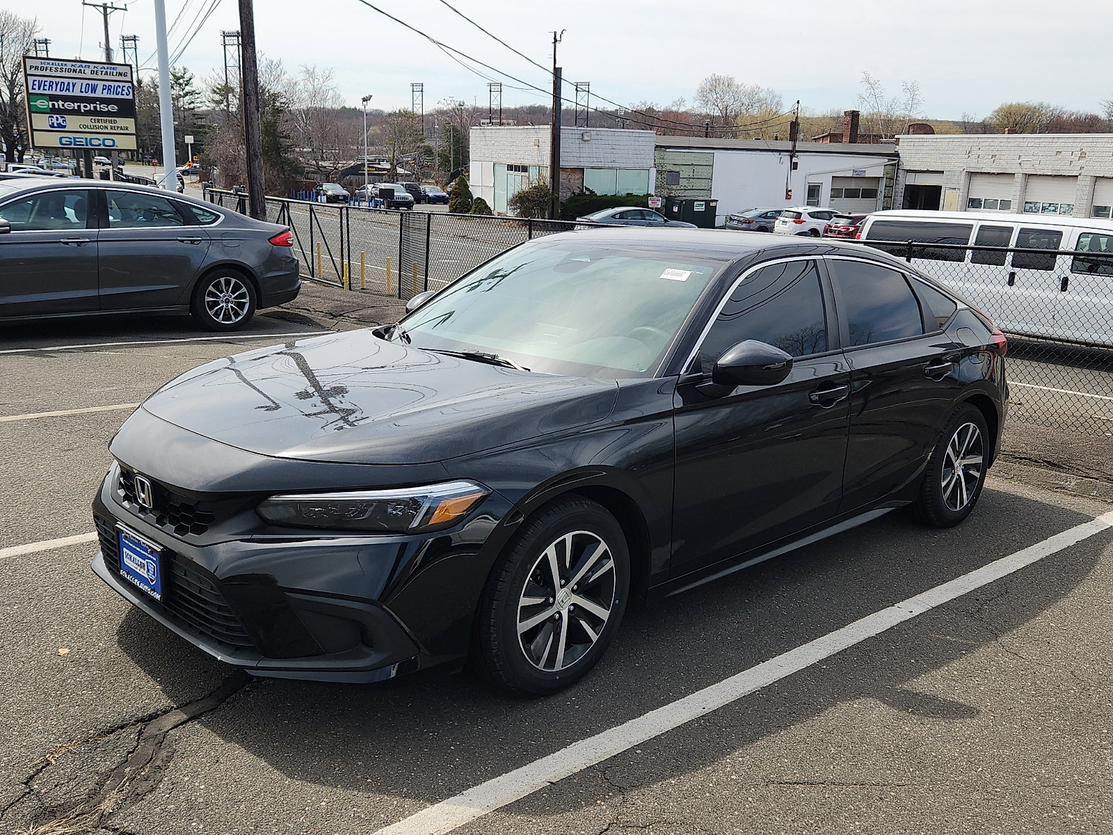 Used 2023 Honda Civic LX image 2