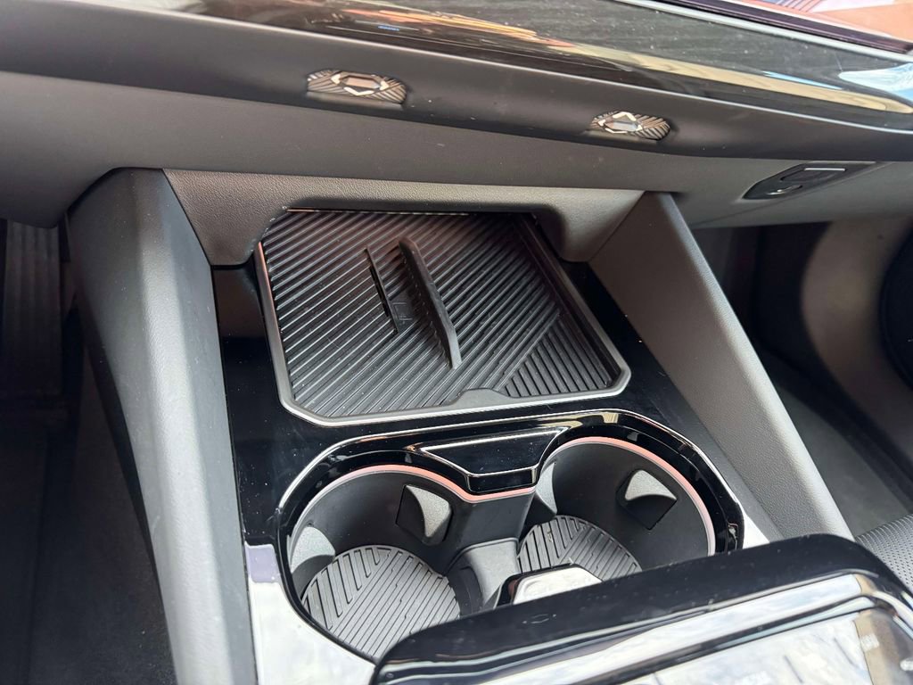 Certified 2025 BMW i5 xDrive40 w/ Premium Package image 14