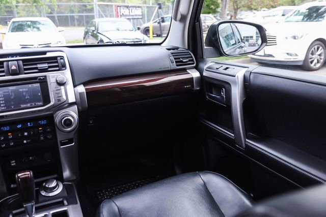 Used 2018 Toyota 4Runner Limited AWD/4WD image 22