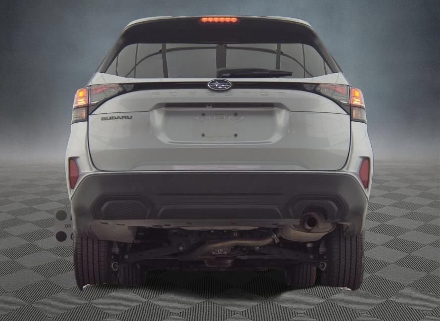 Used 2025 Subaru Forester Premium AWD/4WD image 7