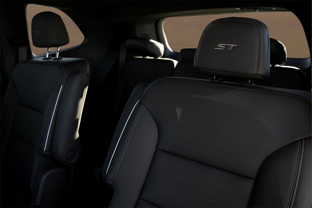 Used 2025 Buick Enclave Sport Touring w/ Power Package image 29