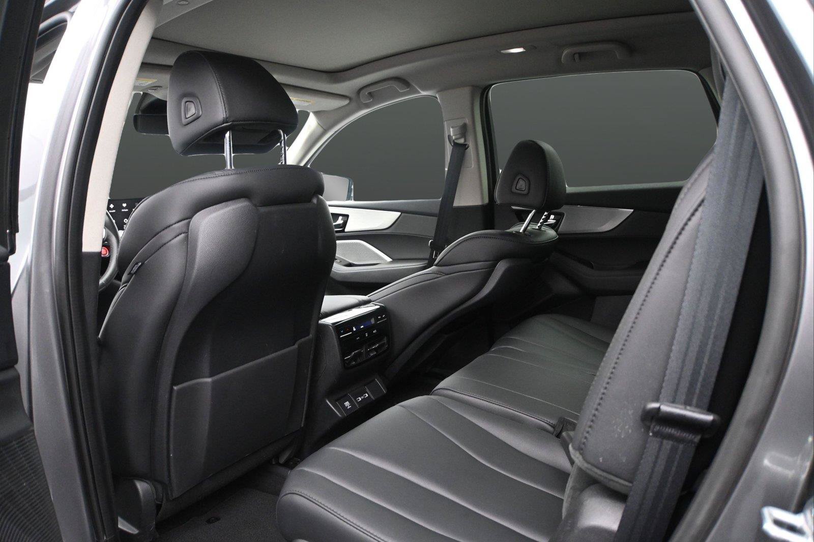 Certified 2024 Acura MDX SH-AWD image 9
