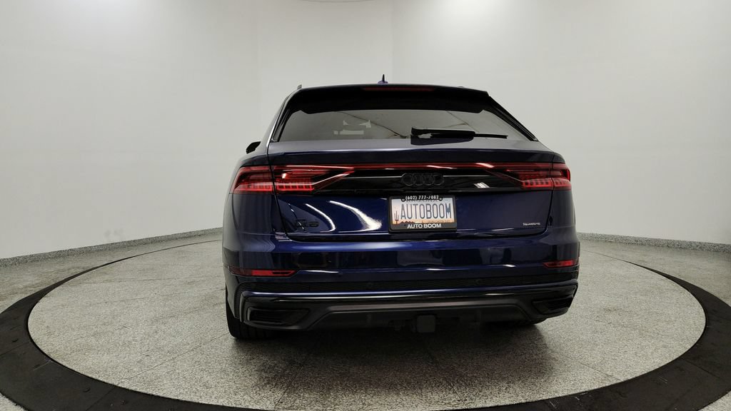 Used 2021 Audi Q8 Prestige w/ Prestige Package AWD/4WD image 4