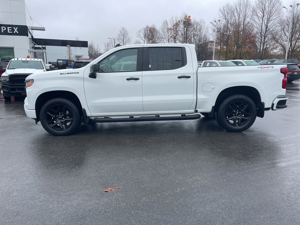 Used 2023 Chevrolet Silverado 1500 Custom w/ Rally Edition image 2