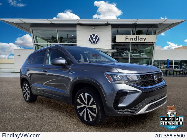 Certified 2022 Volkswagen Taos SE FWD image 1