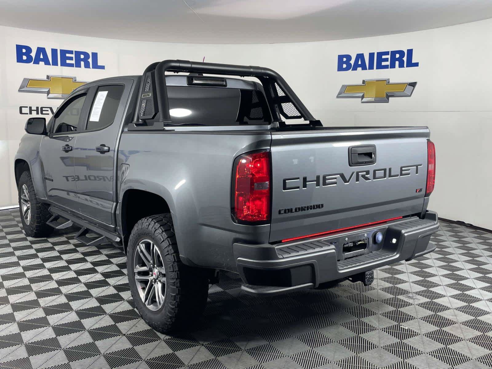Used 2022 Chevrolet Colorado W/T w/ Custom Special Edition AWD/4WD image 3