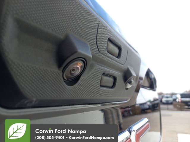 Used 2023 GMC Sierra 2500 SLT w/ SLT Premium Package image 30