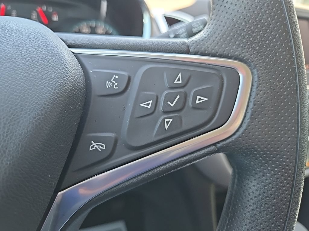 Used 2023 Chevrolet Equinox LS FWD image 39