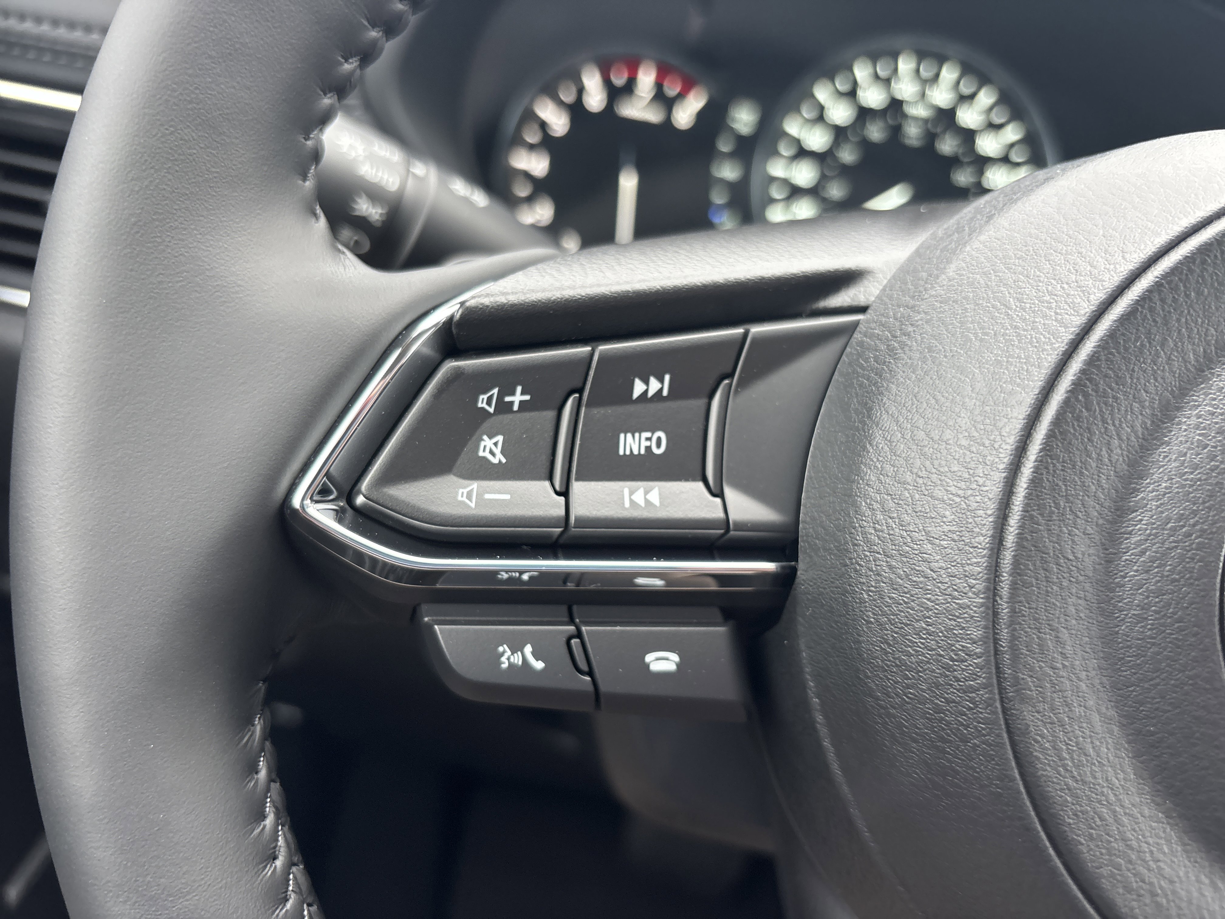 New 2025 MAZDA CX-5 AWD 2.5 S w/ Premium Plus Pkg image 26