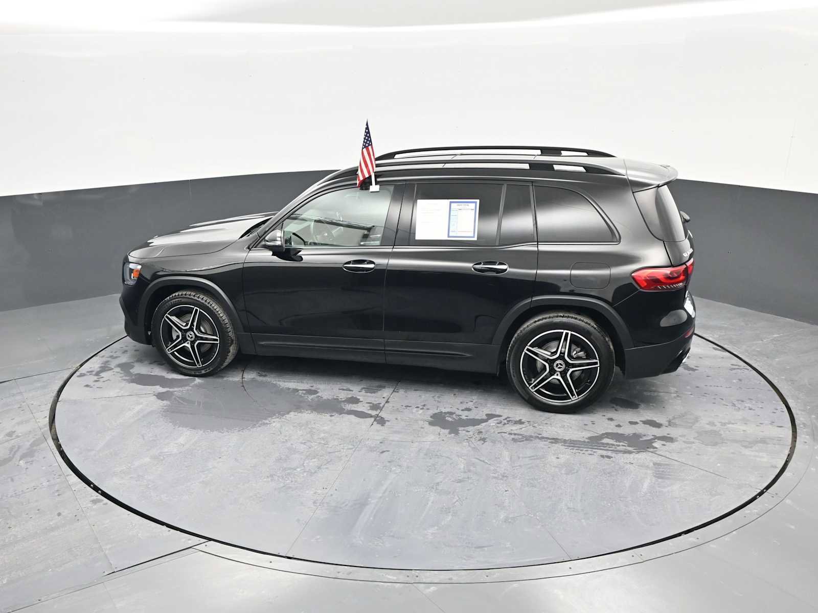 Used 2022 Mercedes-Benz GLB 250 4MATIC image 29