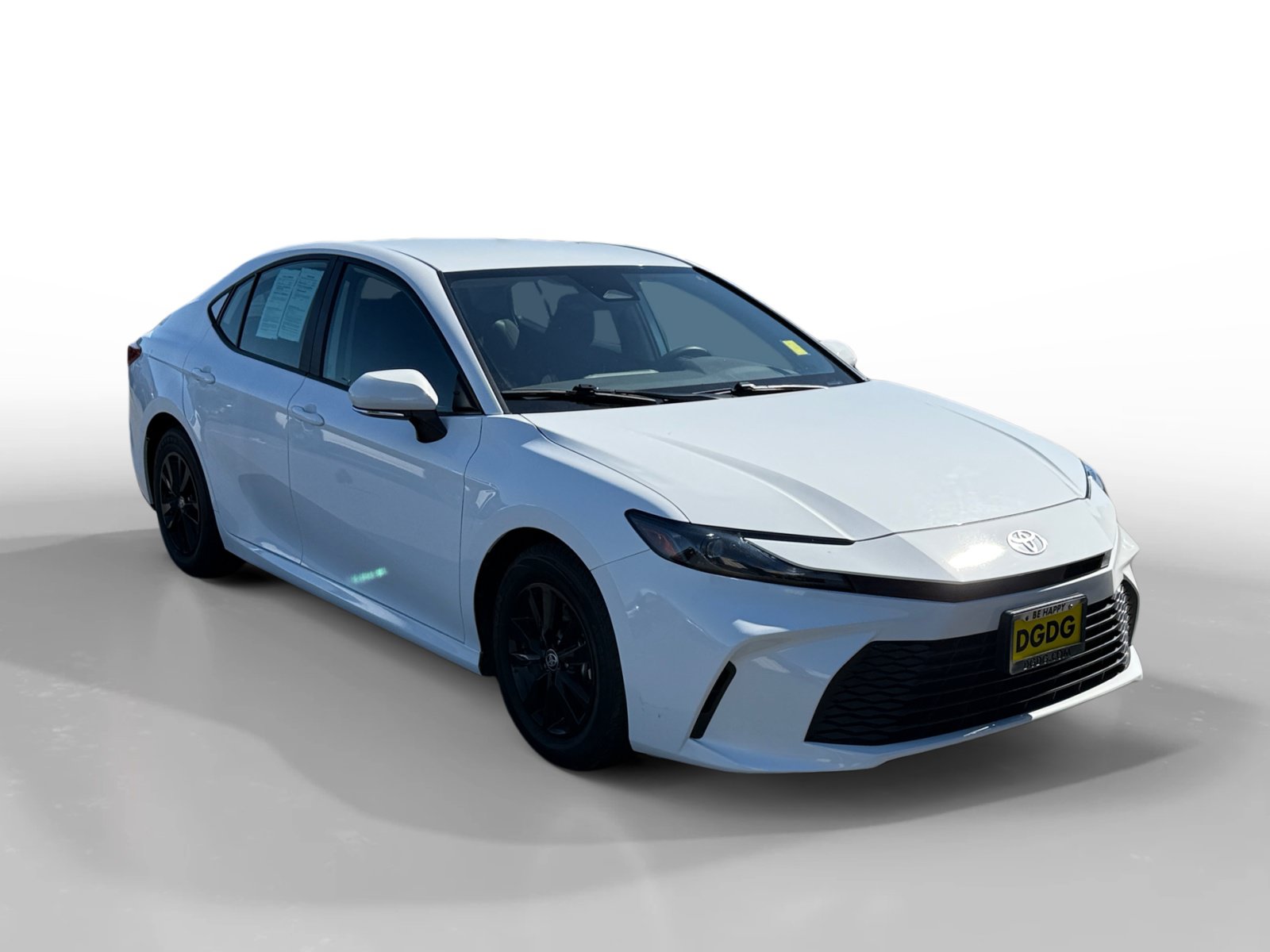 Used 2025 Toyota Camry LE FWD image 7