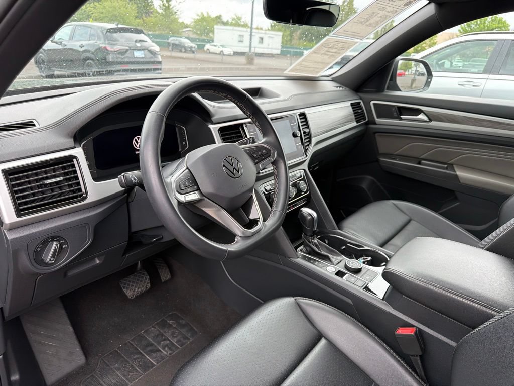 Used 2022 Volkswagen Atlas Cross Sport SE AWD/4WD image 17