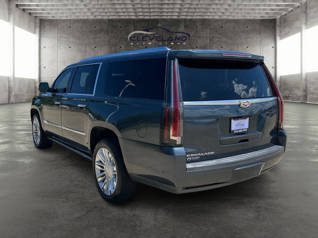 Used 2019 Cadillac Escalade ESV Platinum AWD/4WD image 5